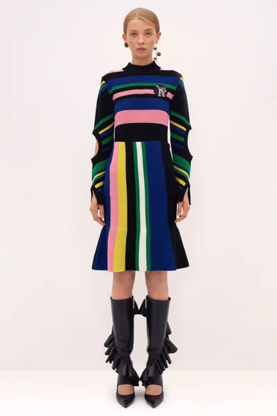Look 7